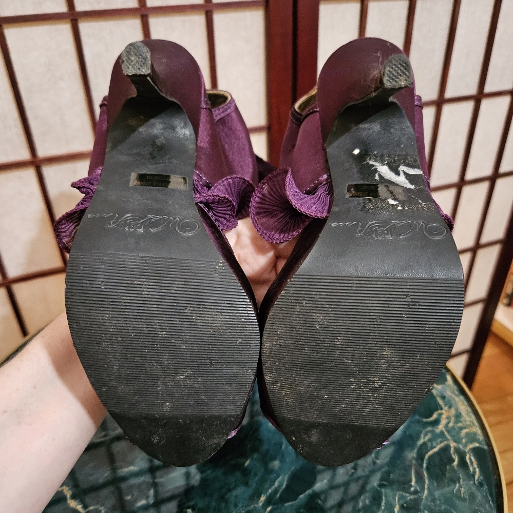 Purple Platform Heels with Ruffles - Picture 3 of 4